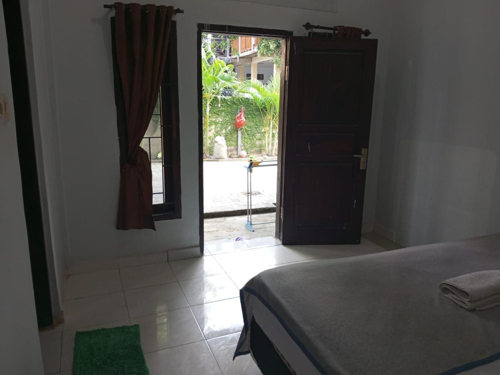 Kri Homestay Kuta  Eksteriør bilde